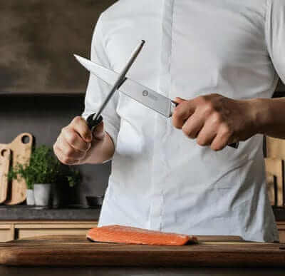 US MasterChef Kitchenware CHOP LIKE A MASTERCHEF CHAMPION GUIDE