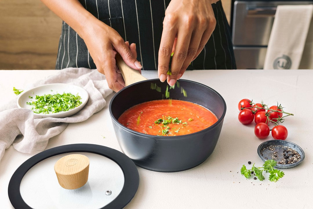 US MasterChef Kitchenware EXPLORING NON-STICK COATINGS